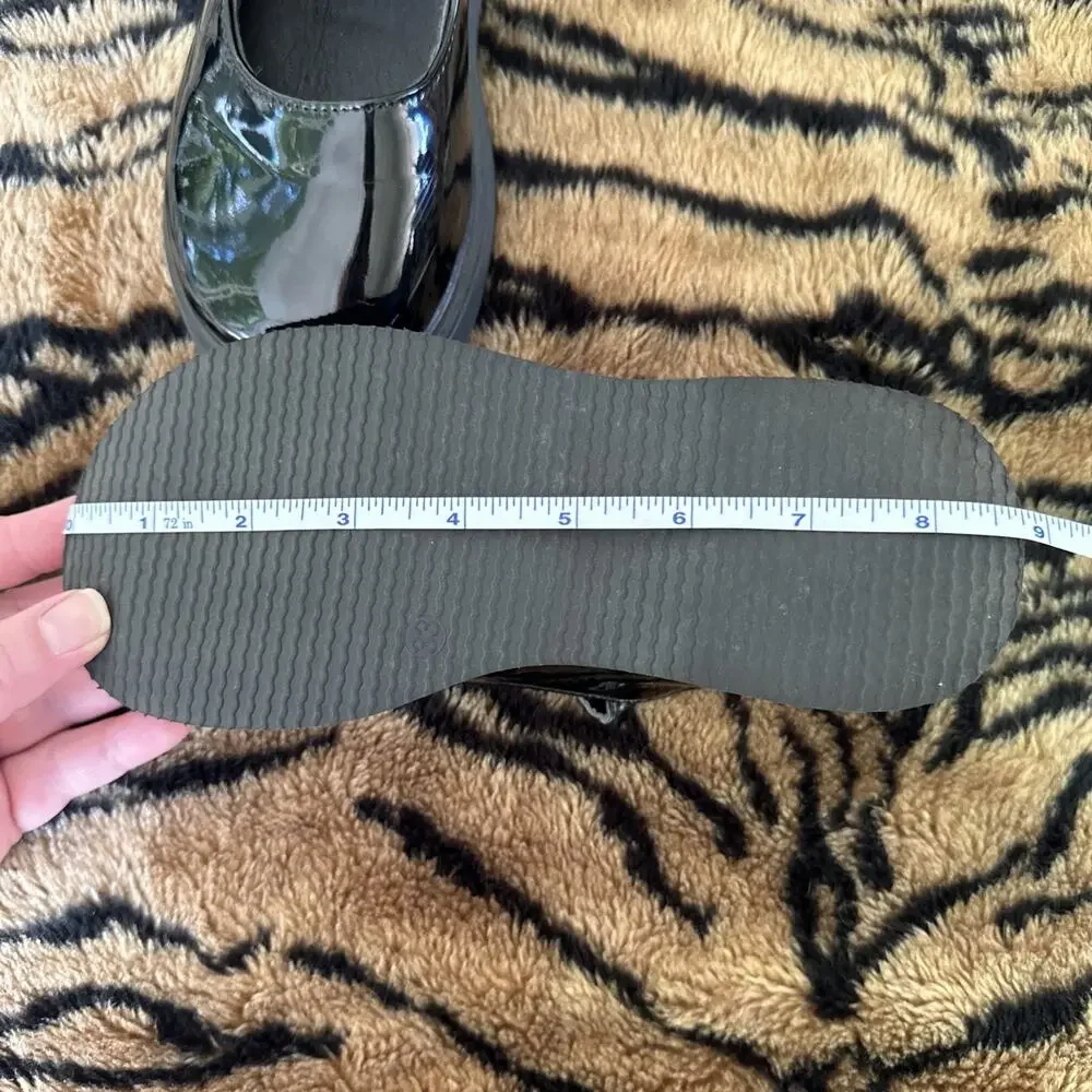 Unbranded this product